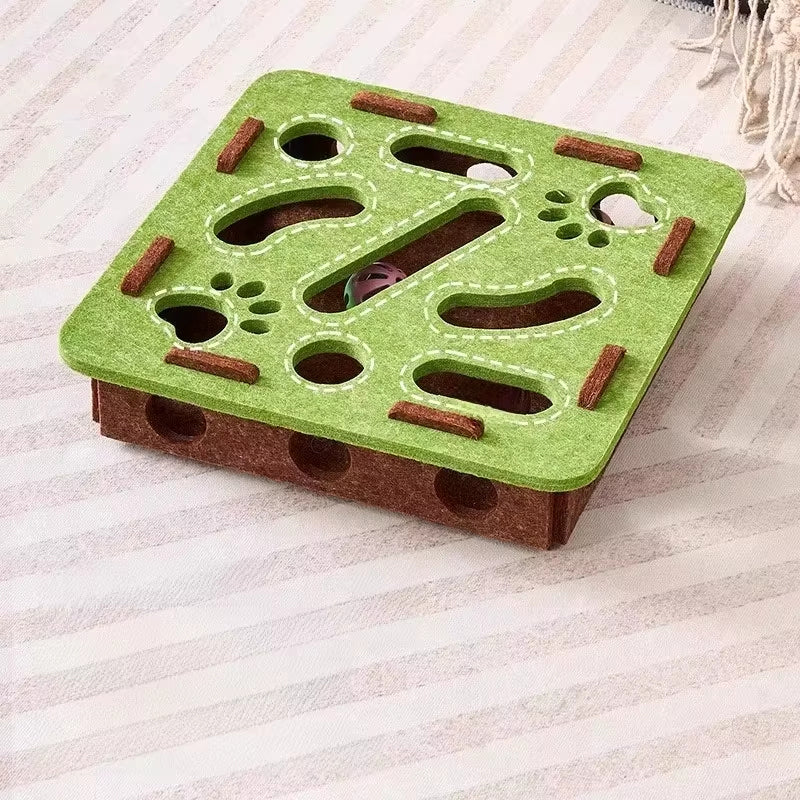 Interactive Felt Maze Toy for Your Cats
